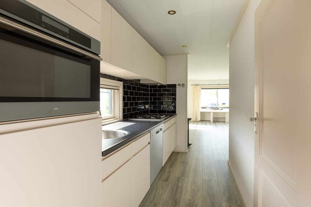 Foto 7 van Nieuw-Loosdrechtsedijk 217-C033