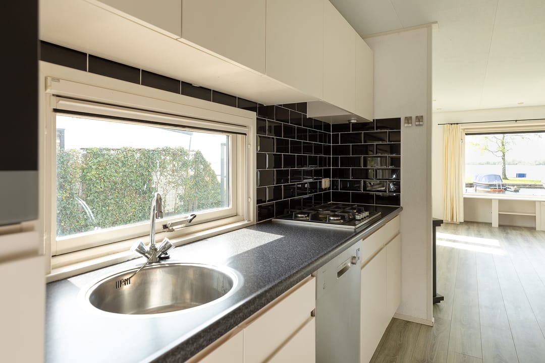 Foto 8 van Nieuw-Loosdrechtsedijk 217-C033