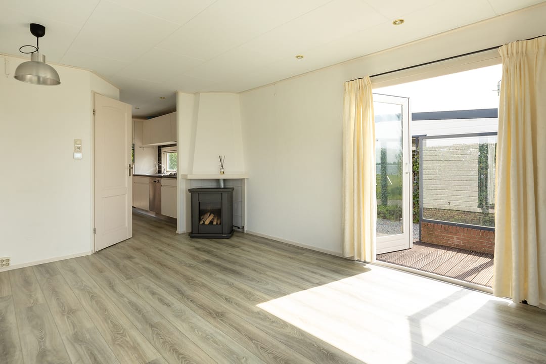 Foto 13 van Nieuw-Loosdrechtsedijk 217-C033