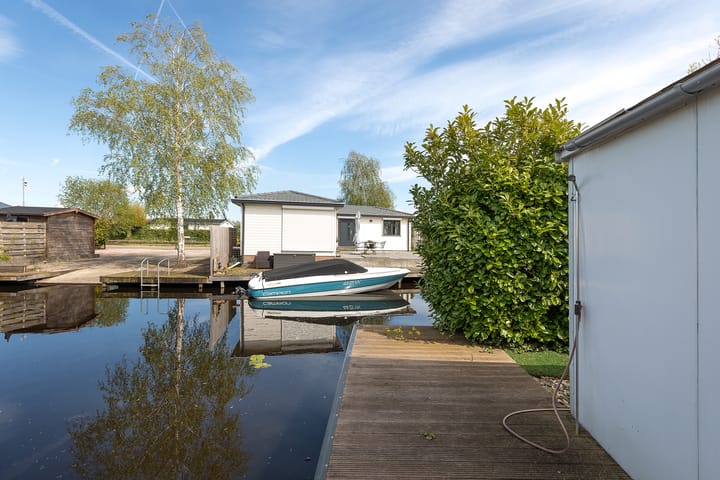 Foto 25 van Nieuw-Loosdrechtsedijk 217-C033