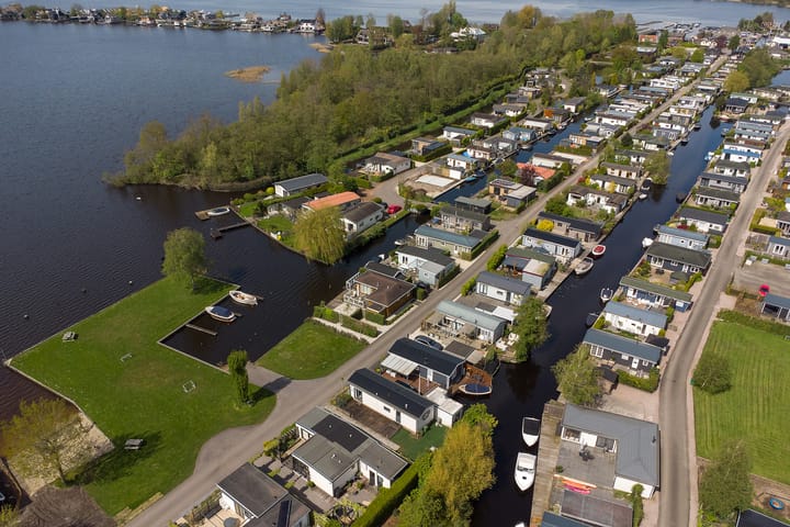 Foto 29 van Nieuw-Loosdrechtsedijk 217-C033