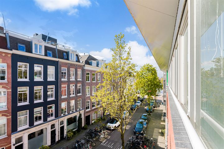 View photo 10 of Overamstelstraat 45