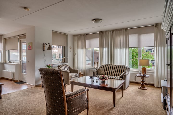 Foto 10 van Antoniuslaan 242