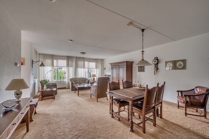 Foto 8 van Antoniuslaan 242