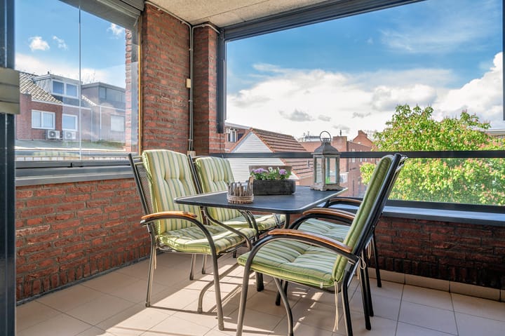 Foto 16 van Antoniuslaan 242