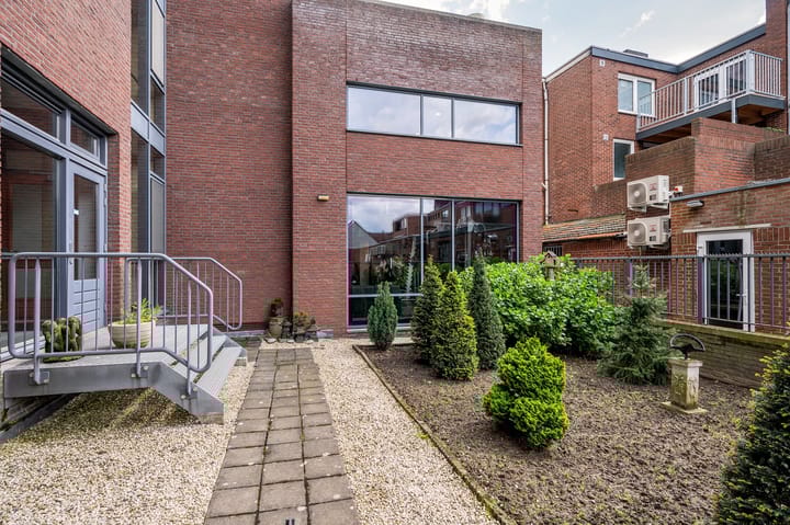 Foto 36 van Antoniuslaan 242