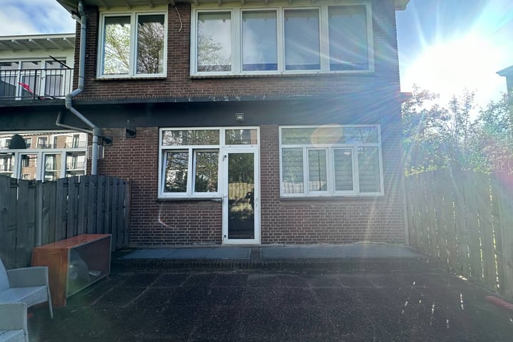 Bekijk foto 13 van Van Baerlestraat 131-B