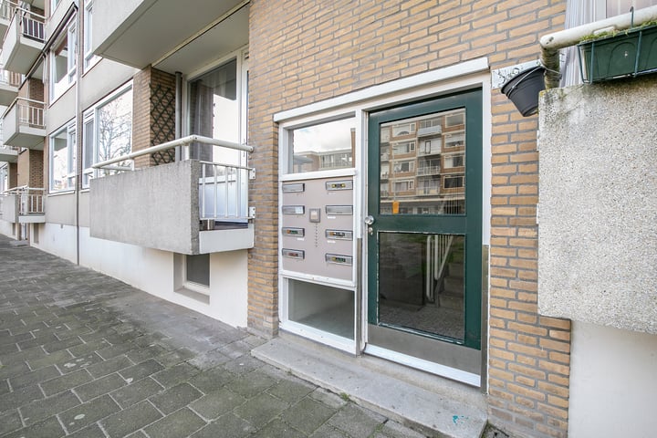 Bekijk foto 3 van Heymansstraat 64