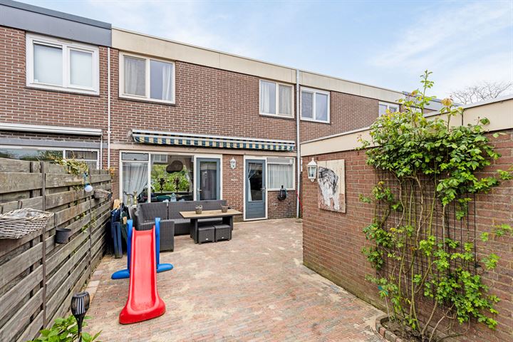 Bekijk foto 15 van van der Duyn van Maasdamstraat 11