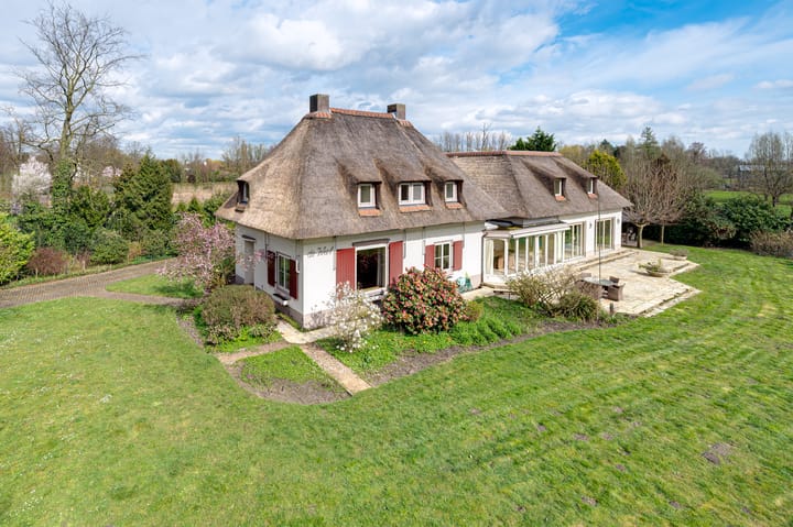 Foto 1 van Dommelstraat 2