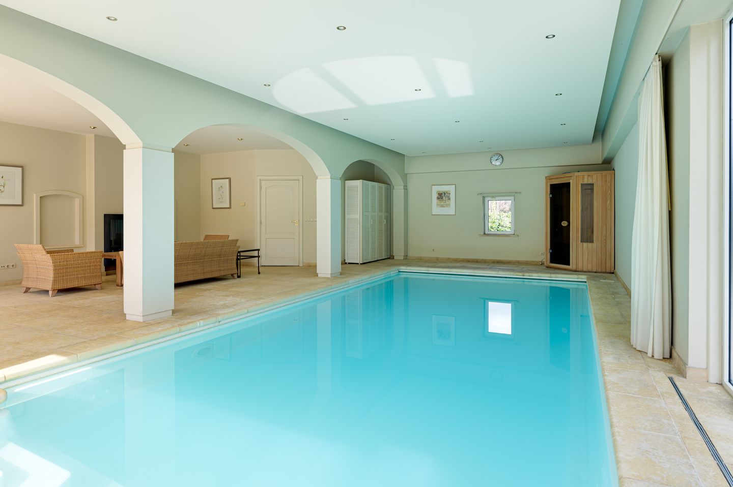 Photo 20 of Dommelstraat 2