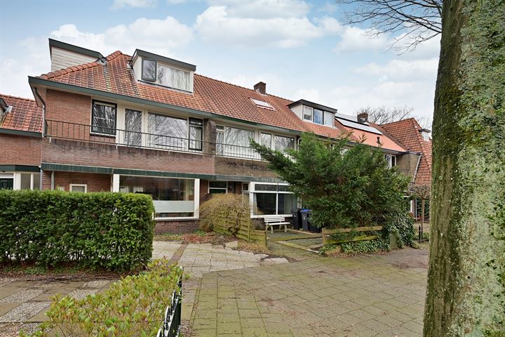 View photo of De Bazelstraat 49