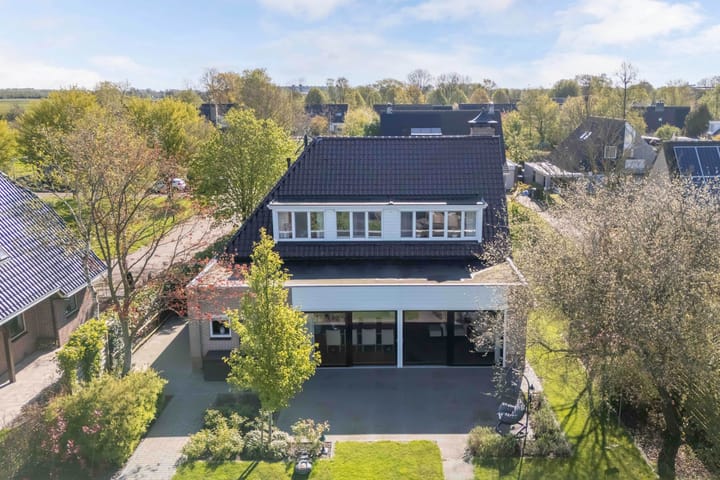 Foto 35 van Burmaniastrjitte 19