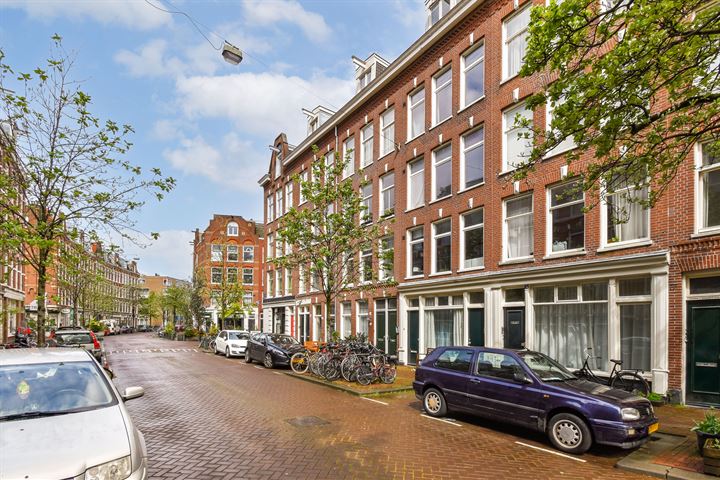 Bekijk foto 2 van Fannius Scholtenstraat 71-1