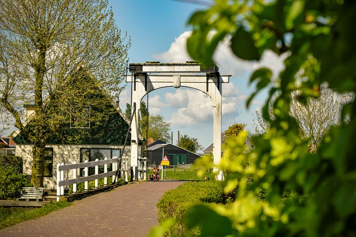 Bekijk foto 4 van Middenlaan Zunderdorp 18