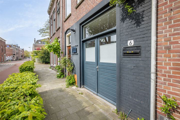 Bekijk foto 2 van Van Humboldtstraat 6