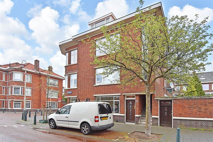 Bekijk foto 31 van Bragastraat 122