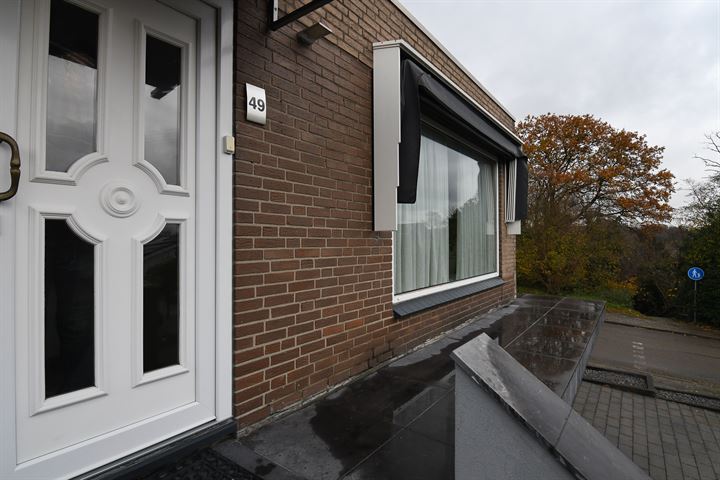 Bekijk foto 2 van Frans Halsstraat 49