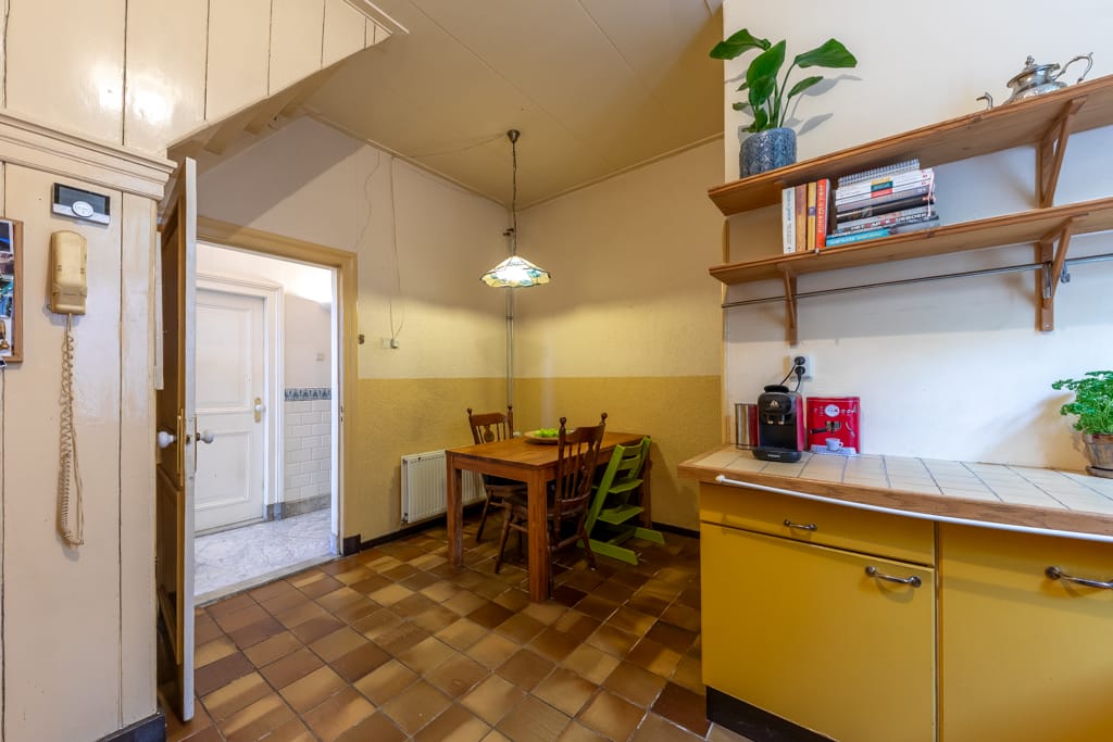 Foto 14 van F B Deurvorststraat 10