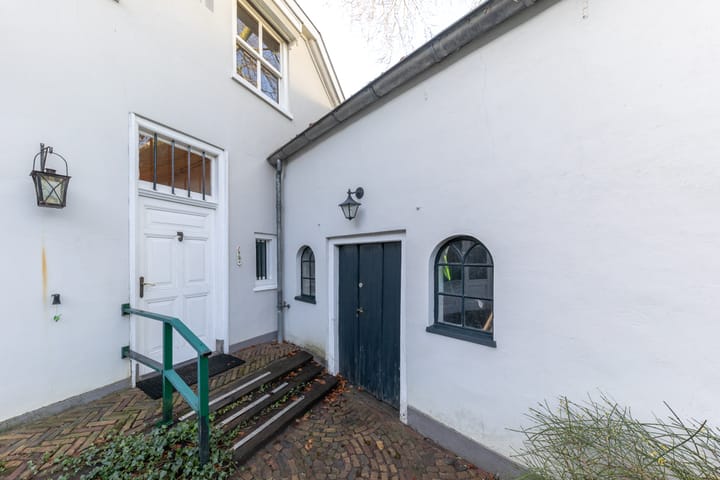 Foto 31 van F B Deurvorststraat 10