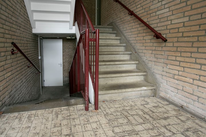 Bekijk foto 3 van Thornstraat 27