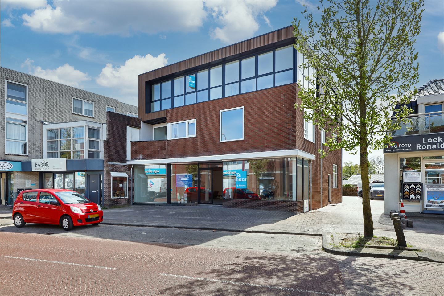 Bekijk foto 2 van Dorpsstraat 38