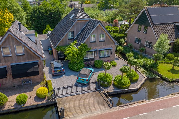 View photo 37 of Noordeinde 137