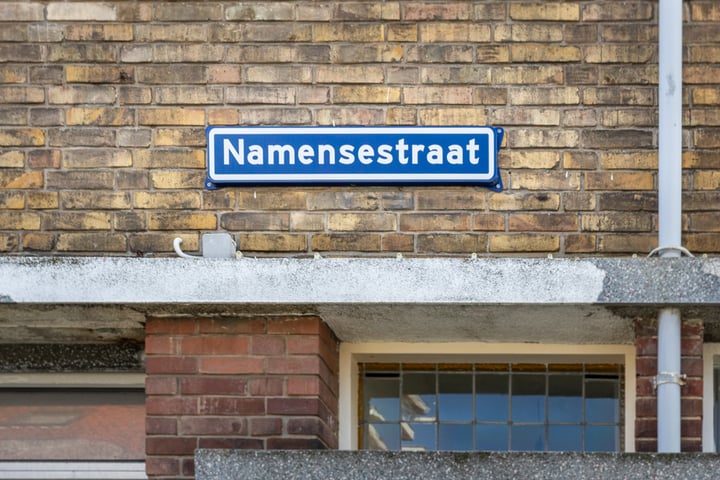 View photo 61 of Namensestraat 55