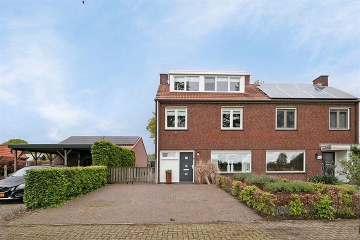 Bekijk foto 4 van Roepaanstraat 22