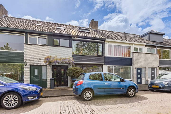 Bekijk foto 1 van Hofwijkstraat 3