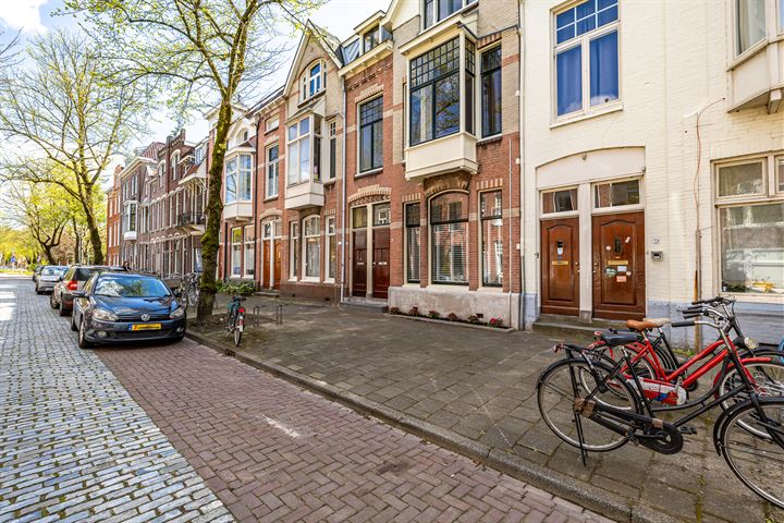 Bekijk foto 1 van H.W. Mesdagstraat 68