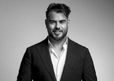 Sukhjinder Singh - Makelaar