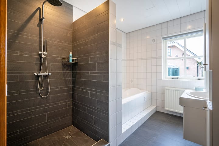 Foto 18 van Raayweg 8