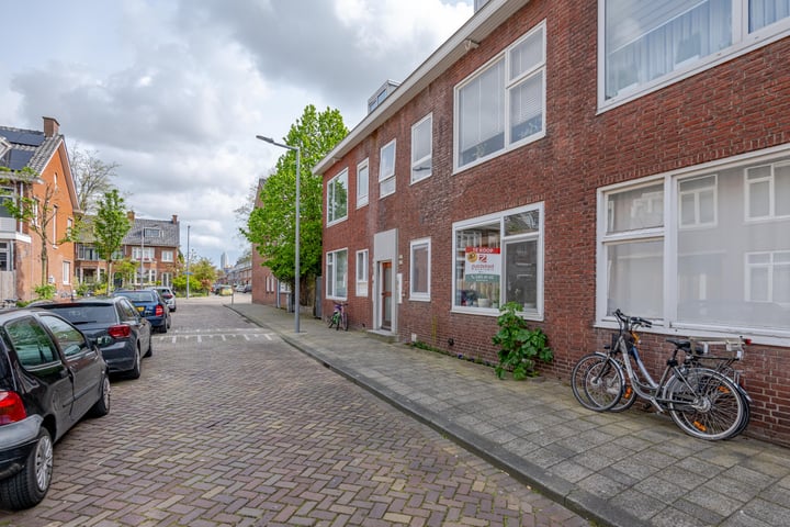 Bekijk foto 2 van Nieuwenhoornstraat 96-A