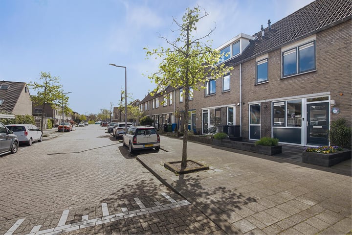 Bekijk foto 33 van Adriaan van der Kloosterstraat 15