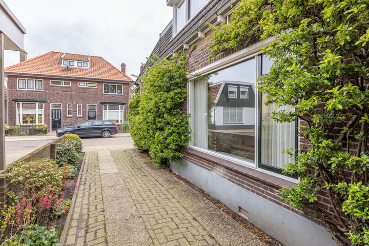 Bekijk foto 38 van Celebesstraat 57