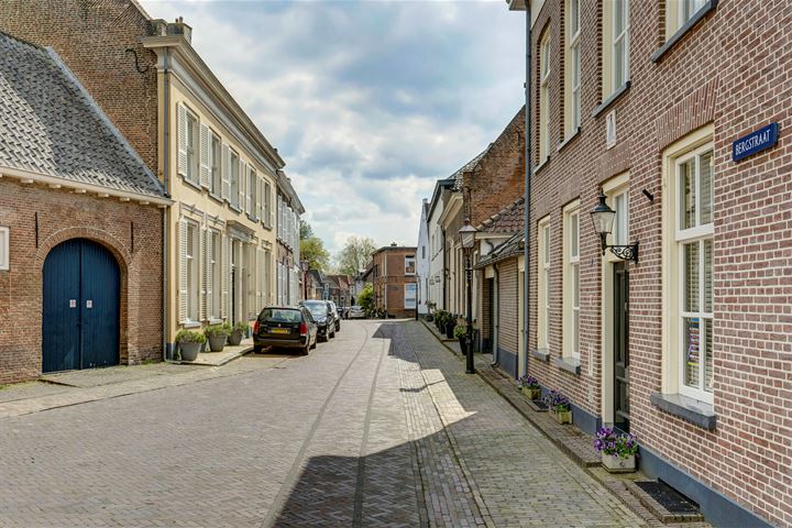 Bekijk foto 44 van Bergstraat 15