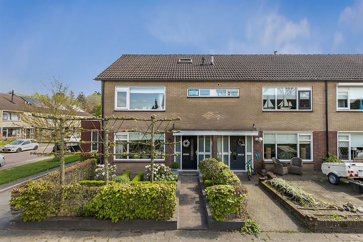 Bekijk foto 49 van Dennenlaan 40