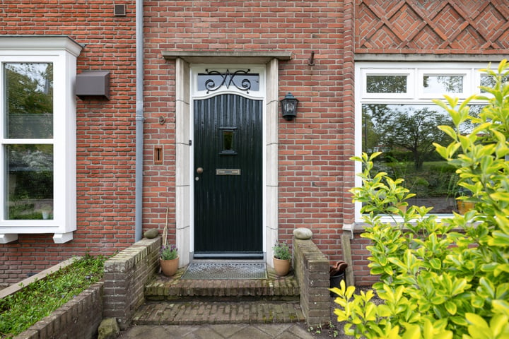 Bekijk foto 45 van Emmastraat 9