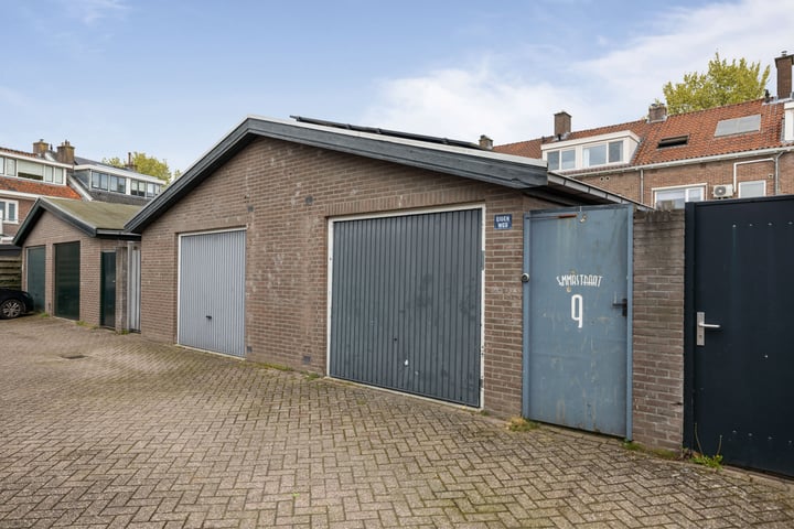 Bekijk foto 43 van Emmastraat 9