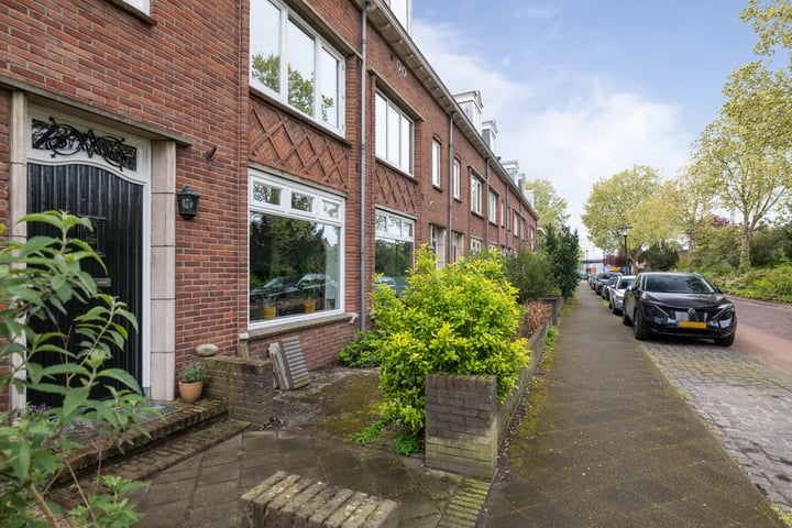 Bekijk foto 46 van Emmastraat 9