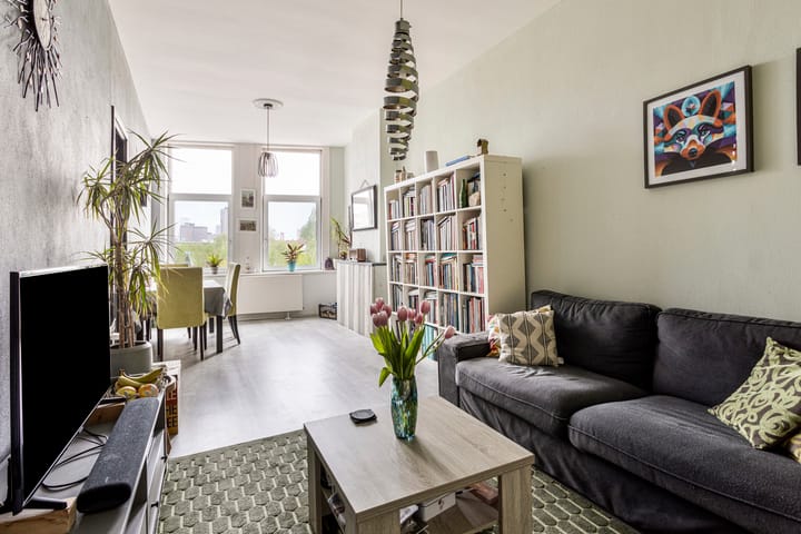 Photo 2 of Oudedijk 237-A02