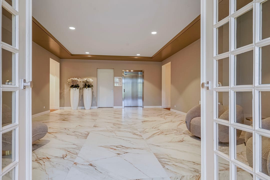 Foto 8 van Klompven 26-L