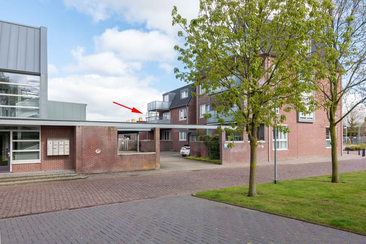 Bekijk foto 3 van Brugstraat 69