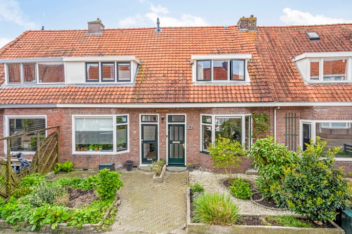 Bekijk foto 41 van Spreeuwenstraat 13