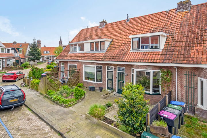 Bekijk foto 42 van Spreeuwenstraat 13