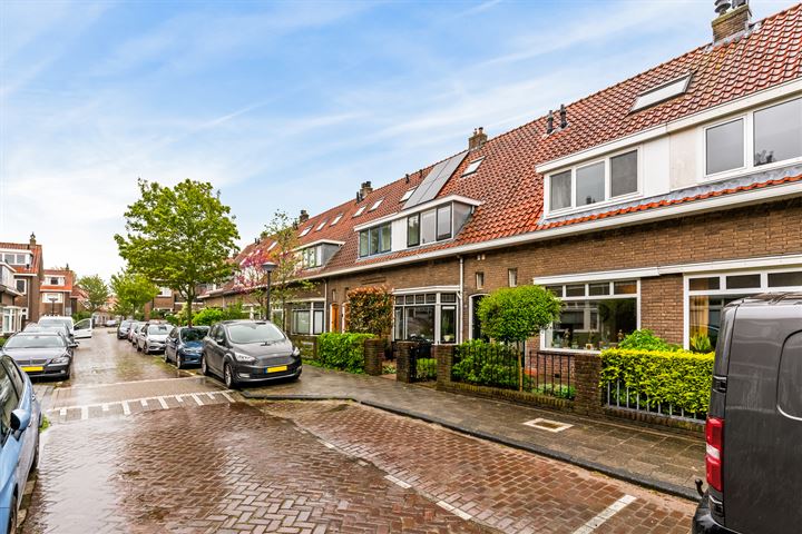 Bekijk foto 2 van De Goejestraat 17