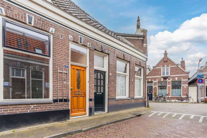 Bekijk foto 2 van Lombokstraat 7