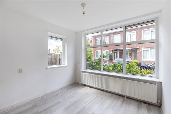 Bekijk foto 9 van Nieuwenhoornstraat 122-A