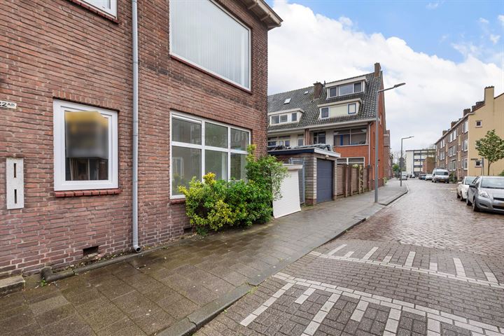 Bekijk foto 4 van Nieuwenhoornstraat 122-A